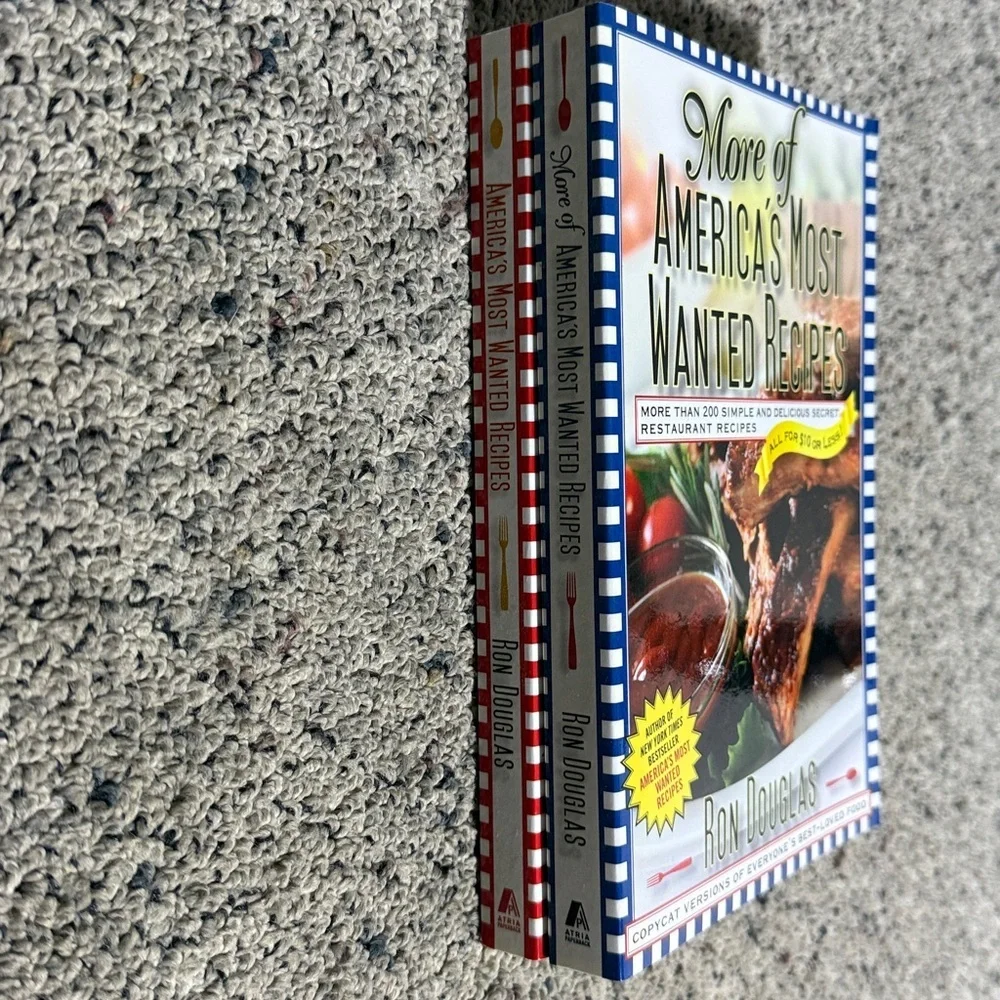 America's Most Wanted Recipes Cookbook Set - Blue 2010 & Red 2009